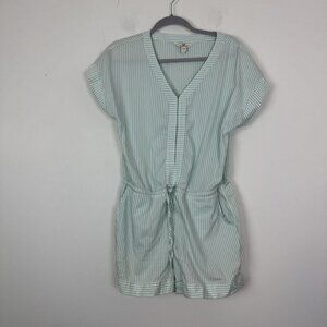 Vineyard Vines Seersucker Blue White Striped One Piece Romper Woman’s Sz Small